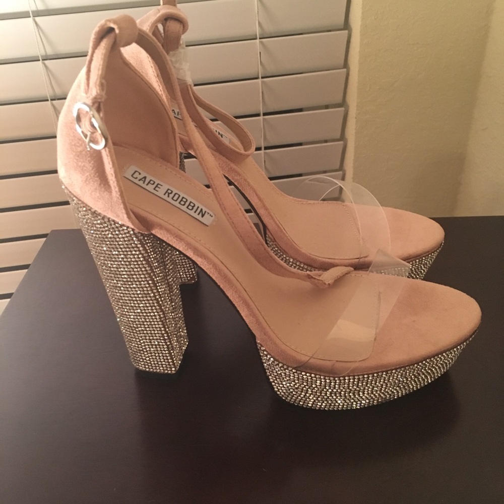 Cape Robbin Blush Rhinestone Platform Sandals 8 - image 1
